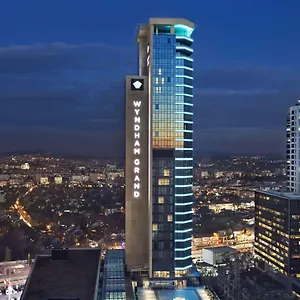 Wyndham Grand Levent & Conference Center ***** Estambul
